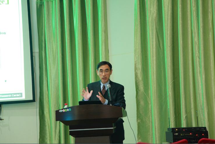 El Hang Lee教授来访紫金光电论文奖